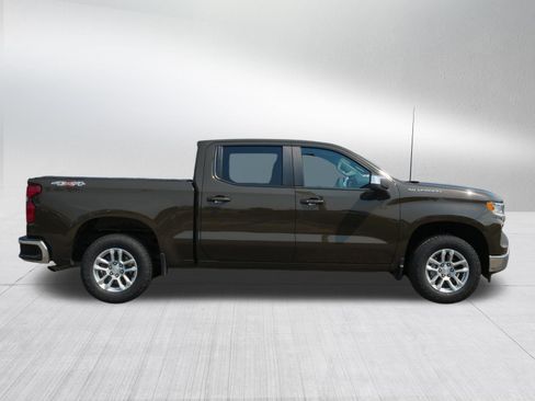 Used 2023 Chevrolet Silverado 1500 LT AWD/4WD image 8