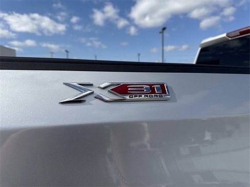 Used 2021 GMC Sierra 1500 SLT image 5