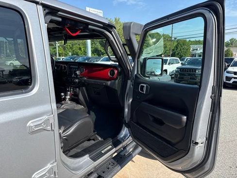 Used 2020 Jeep Wrangler Unlimited Rubicon AWD/4WD image 12
