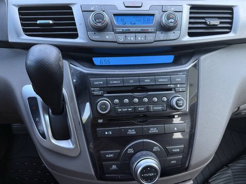 Used 2013 Honda Odyssey Touring image 11
