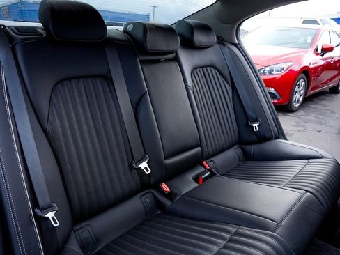 Used 2021 Genesis G70 2.0T w/ Elite Package image 22