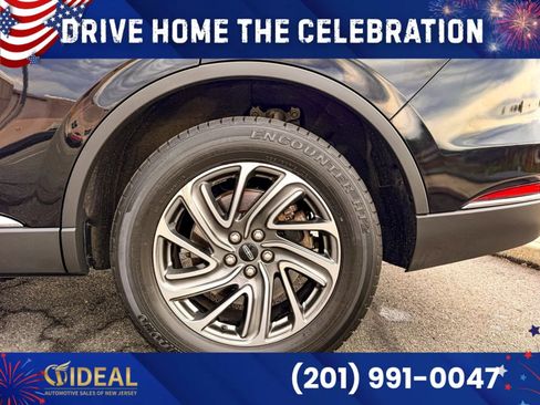 Used 2023 Lincoln Aviator AWD image 37