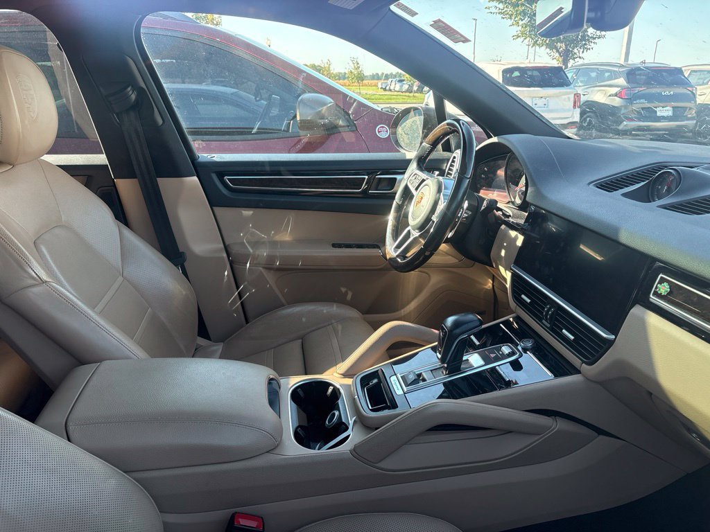 Used 2019 Porsche Cayenne AWD/4WD image 25