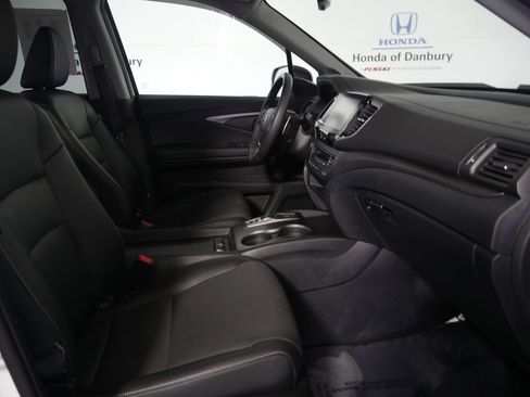 Certified 2021 Honda Ridgeline RTL image 6