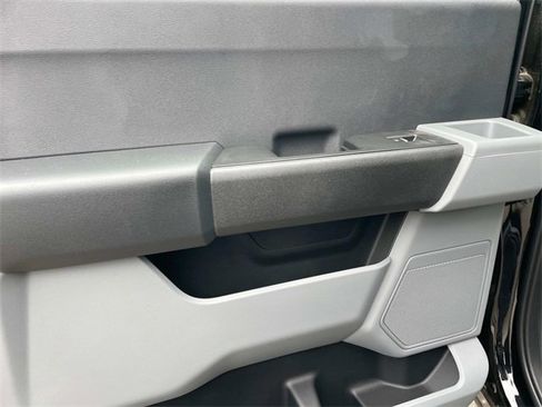New 2024 Ford F550 XL image 21