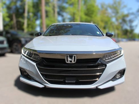 Used 2022 Honda Accord Sport image 12