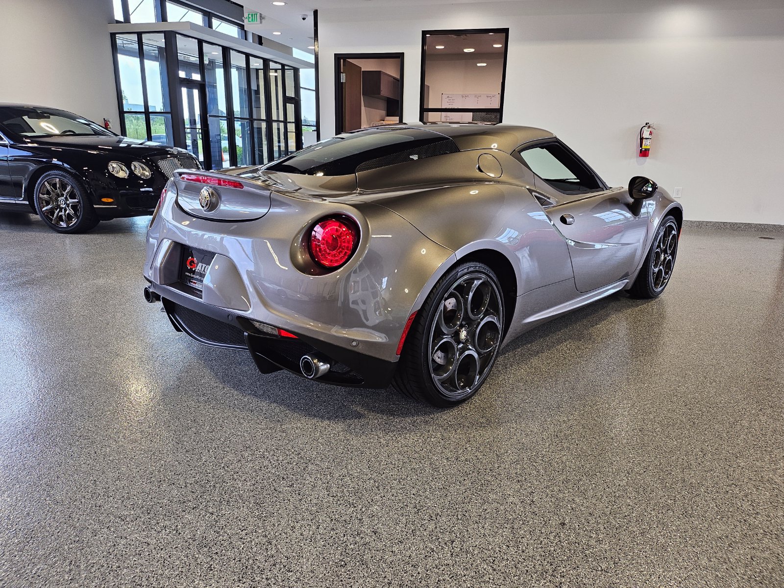 Used 2016 Alfa Romeo 4C Coupe w/ Convenience Group - Coupe RWD image 6