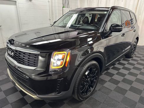 Used 2022 Kia Telluride EX w/ EX Premium Package AWD/4WD image 4