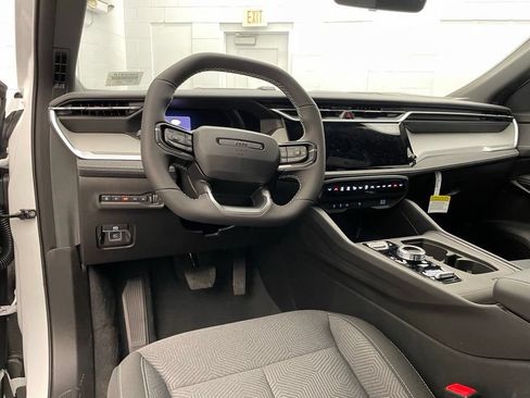 New 2026 Jeep Cherokee Laredo AWD/4WD image 12