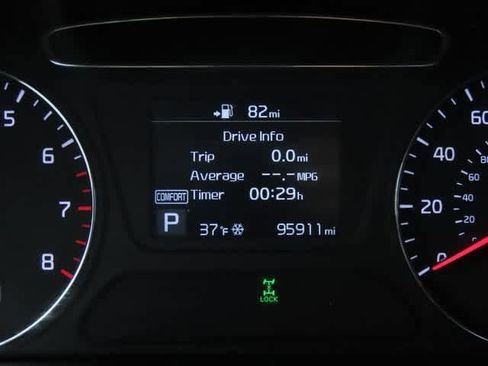 Used 2019 Kia Sorento LX image 26