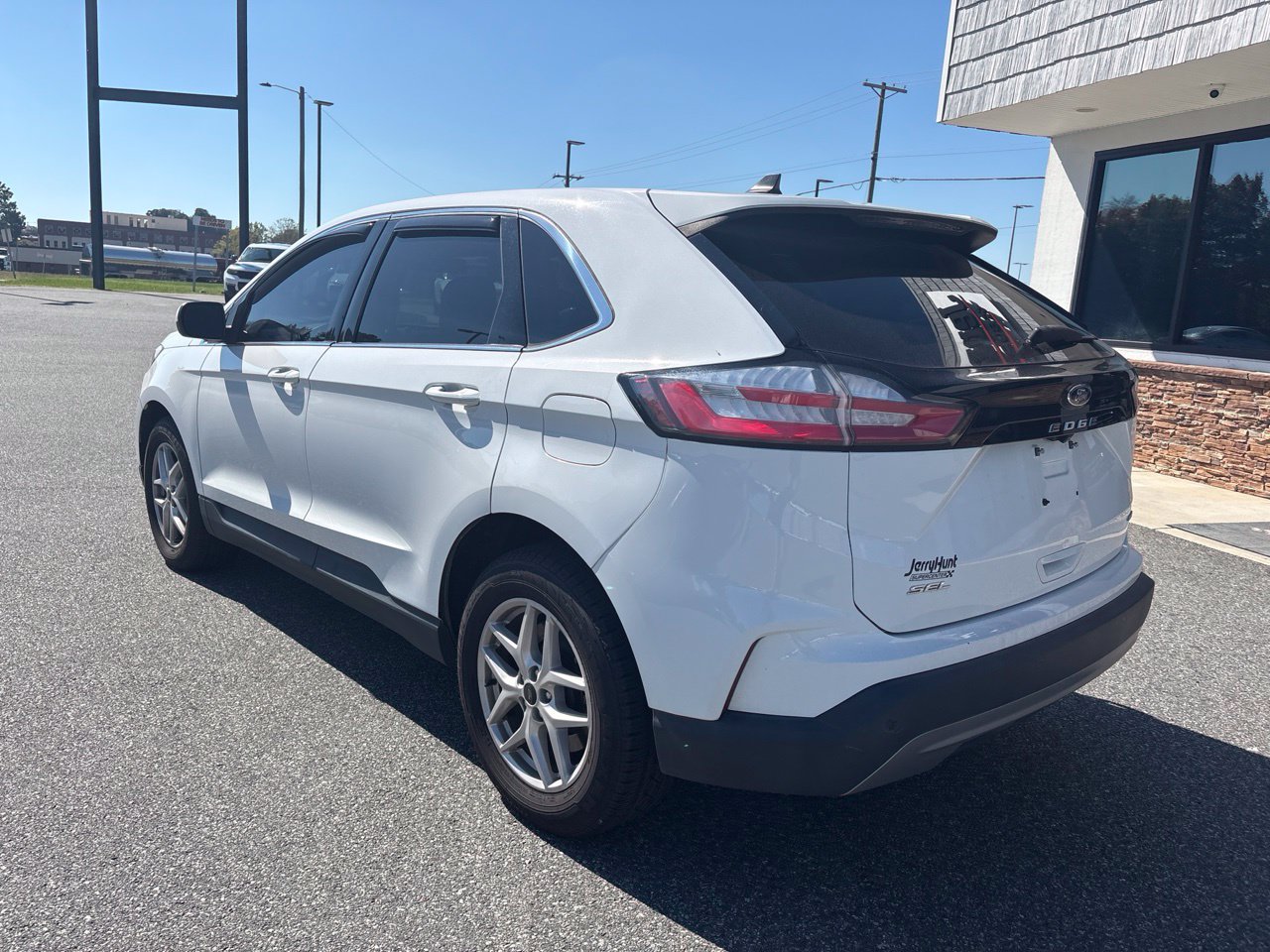 Used 2024 Ford Edge SEL AWD/4WD image 7