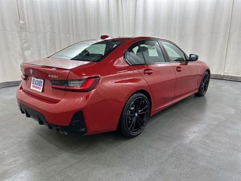 Used 2023 BMW 330i xDrive Sedan w/ M Sport Package AWD/4WD image 6