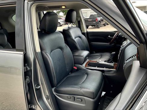 Used 2019 INFINITI QX80 Luxe w/ Proassist Package image 8