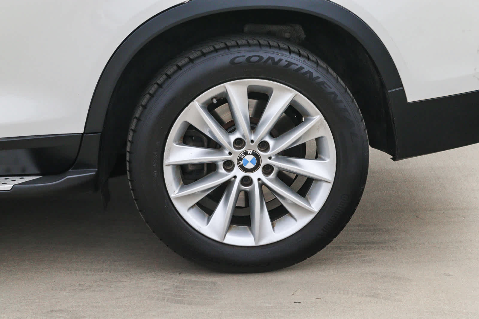 Used 2017 BMW X3 sDrive28i RWD image 12