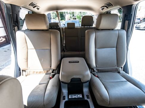 Used 2014 Toyota Sequoia Platinum AWD/4WD image 37