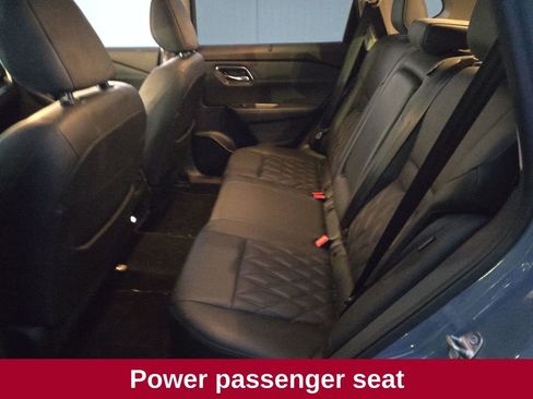 Used 2023 Nissan Rogue Platinum w/ Platinum Premium Package image 22