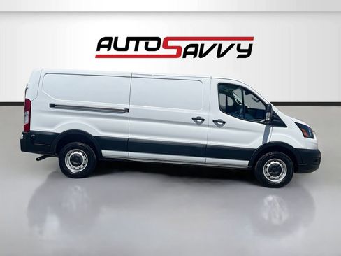 Used 2024 Ford Transit 150 Low Roof RWD image 8