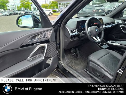 Used 2025 BMW X1 xDrive28i w/ Convenience Package AWD/4WD image 22