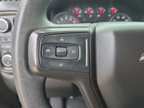 Used 2020 Chevrolet Silverado 1500 Custom w/ Custom Value Package AWD/4WD image 22