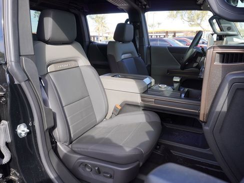 New 2025 GMC Hummer EV 3X image 12
