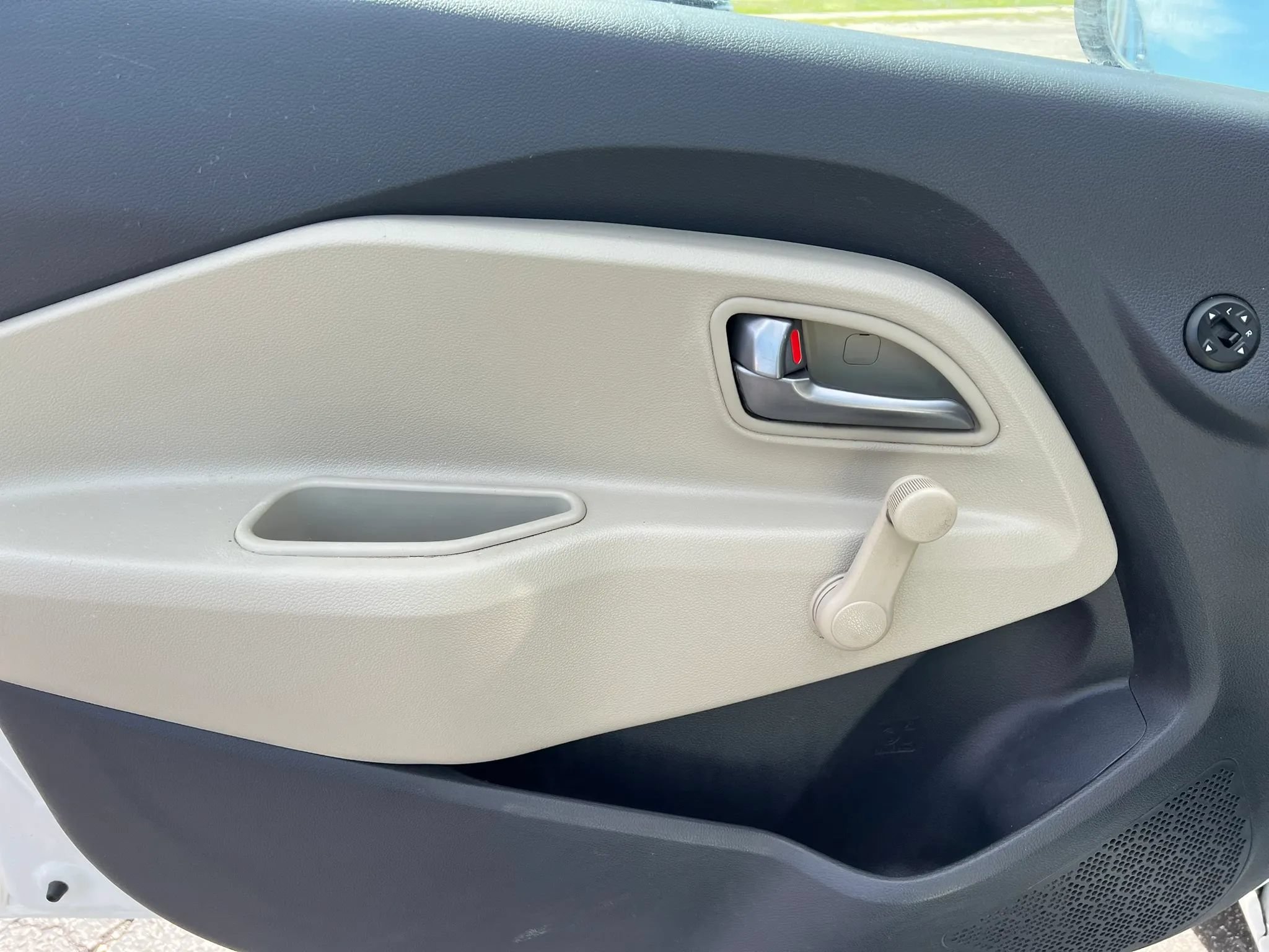 Used 2013 Kia Rio LX FWD image 9