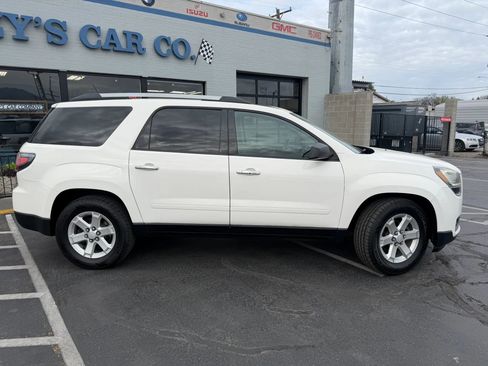 Used 2015 GMC Acadia SLE image 2