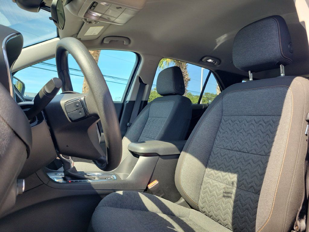 Used 2022 Chevrolet Equinox LT AWD/4WD image 20