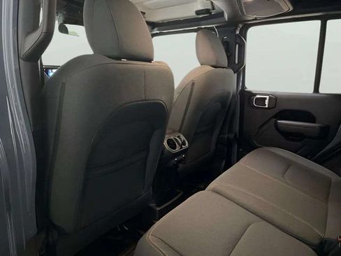 Used 2024 Jeep Wrangler Unlimited AWD/4WD image 66