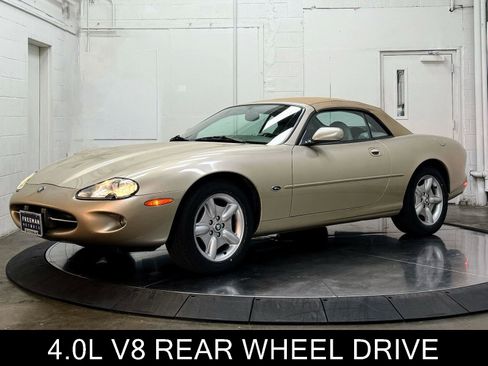 Used 1999 Jaguar XK8 Convertible image 5