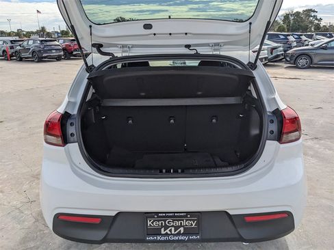 Used 2023 Kia Rio S image 13