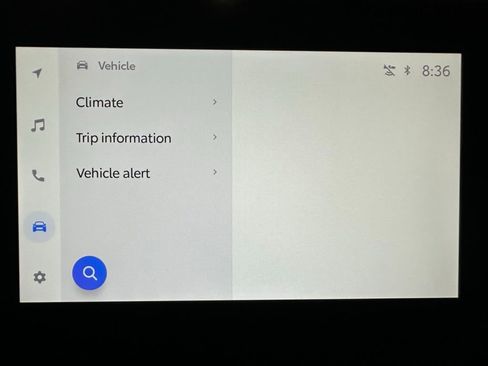 Used 2025 Toyota Sienna LE image 30