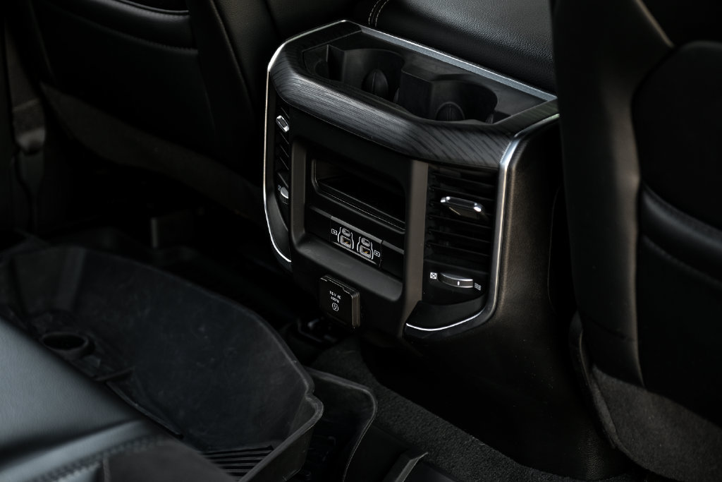 Used 2023 RAM 1500 Laramie AWD/4WD image 54