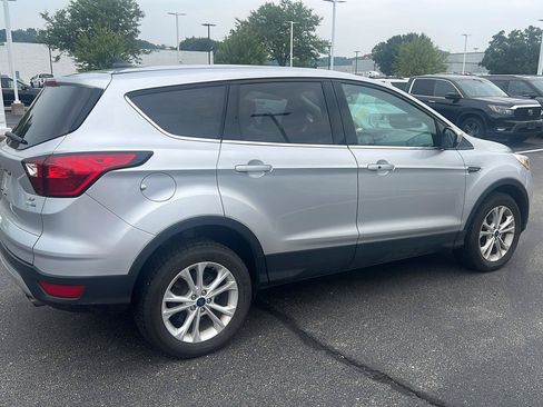 Used 2019 Ford Escape SE AWD/4WD image 4