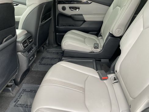 Used 2023 Honda Pilot EX-L image 14