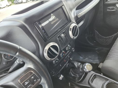 Used 2012 Jeep Wrangler Sahara w/ Mopar Chrome Edition Group AWD/4WD image 26