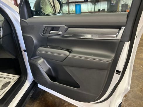 New 2026 GMC Terrain Elevation w/ Elevation Premium Package image 25