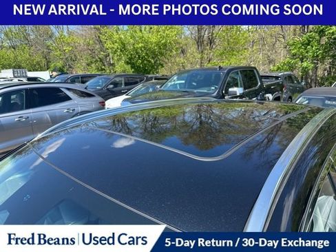 Used 2023 Genesis GV70 2.5T w/ Select Package AWD/4WD image 4