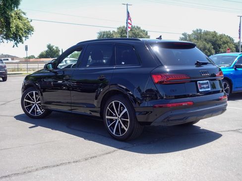 Used 2023 Audi Q7 3.0T Prestige w/ Prestige Package AWD/4WD image 9