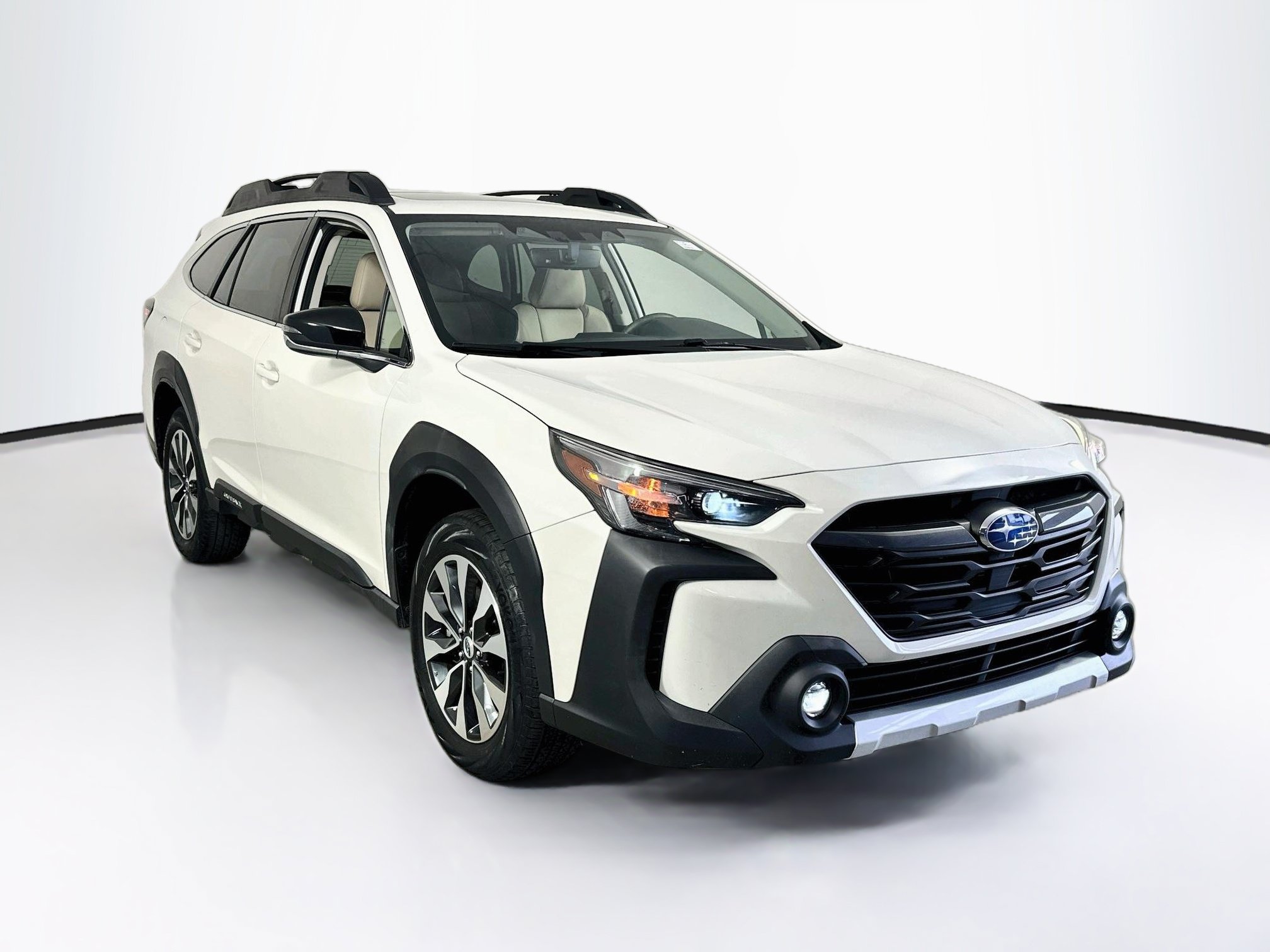 Used 2024 Subaru Outback Limited XT AWD/4WD image 3