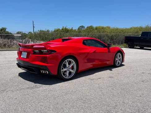 Used 2022 Chevrolet Corvette Stingray Premium Conv w/ Z51 Performance Package RWD image 5