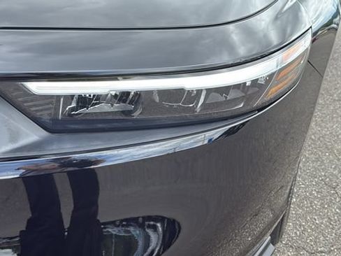 Used 2023 Honda Accord EX image 7