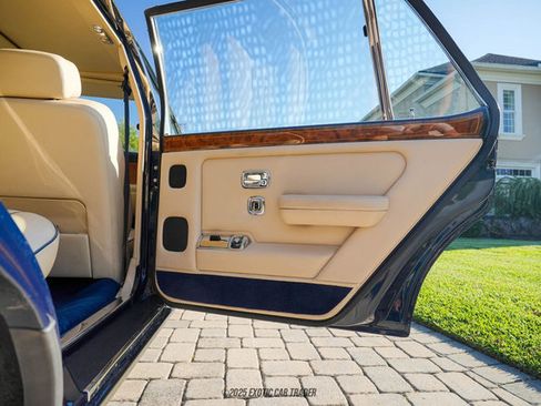 Used 1996 Rolls-Royce Silver Dawn image 47