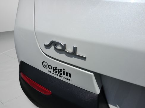 Used 2022 Kia Soul LX w/ Technology Package FWD image 28