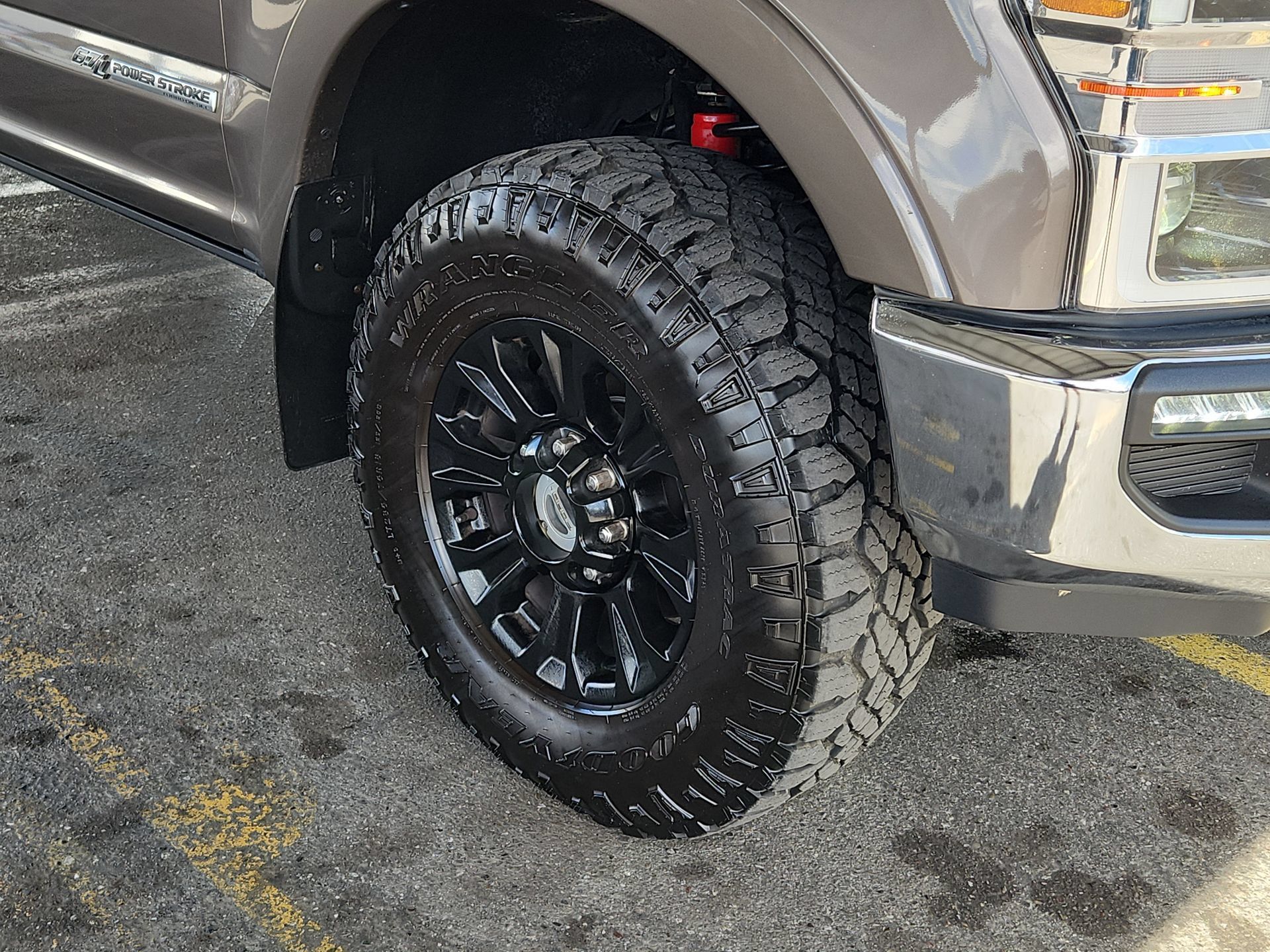 Used 2022 Ford F350 Lariat w/ Tremor Off-Road Package AWD/4WD image 18