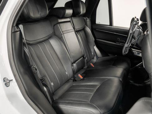 Used 2024 Land Rover Range Rover Autobiography AWD/4WD image 32