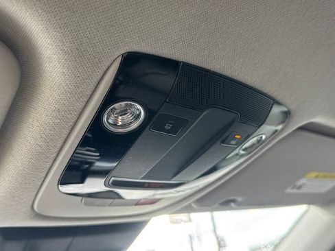 Used 2023 Kia Seltos S w/ Navigation Package FWD image 27
