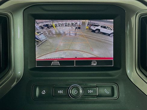 Used 2022 Chevrolet Silverado 1500 Custom image 15