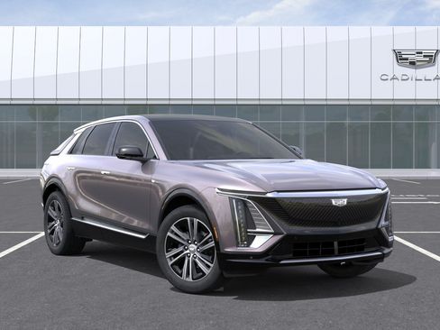 New 2026 Cadillac Lyriq Luxury RWD image 7