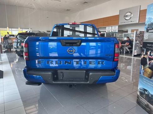 New 2026 Nissan Frontier SV AWD/4WD image 5