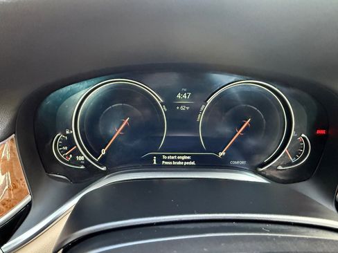 Used 2018 BMW 750i xDrive image 27